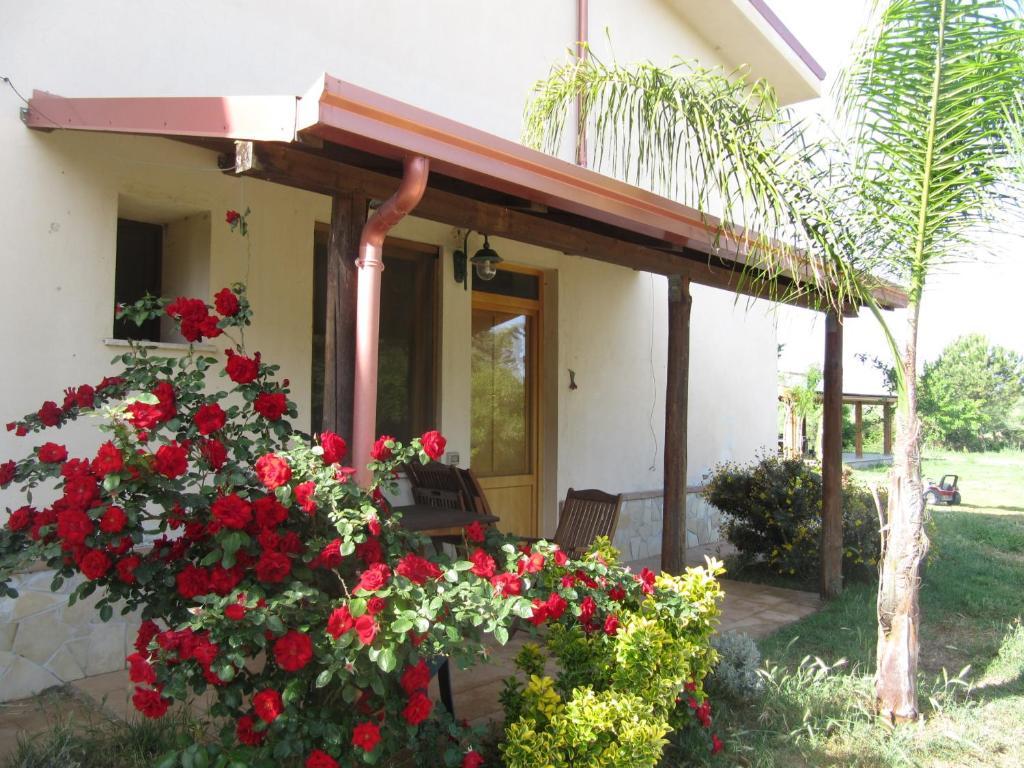 Agriturismo Torre Del Golfo Cropani Habitación foto